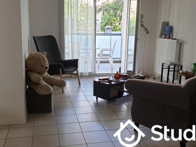 Chambre dans une colocation de 11m2