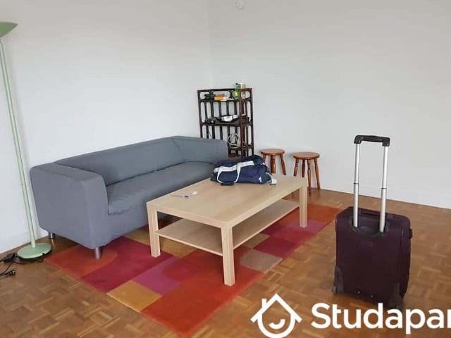 Chambre dans une colocation de 11m2