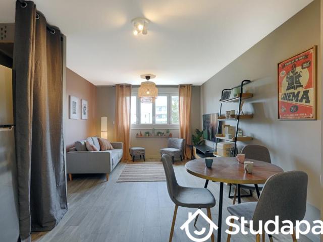 Chambre dans une colocation de 11m2