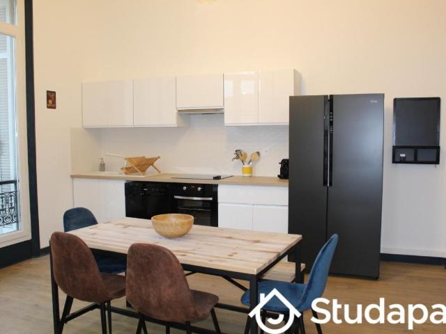 Chambre dans une colocation de 11m2