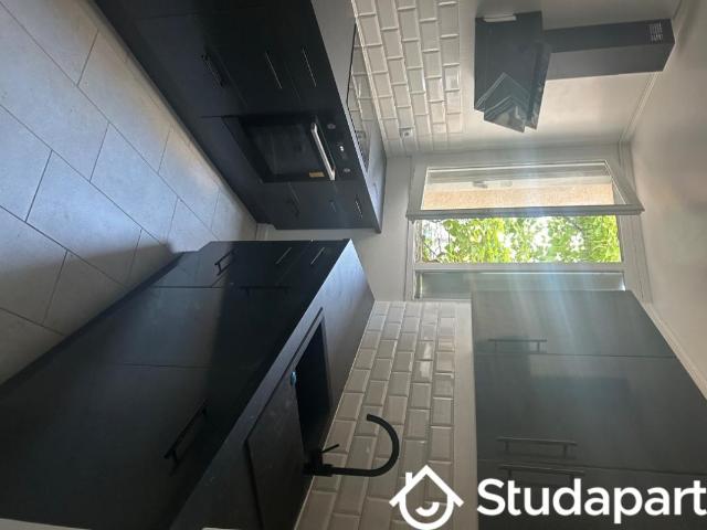 Chambre dans une colocation de 11m2