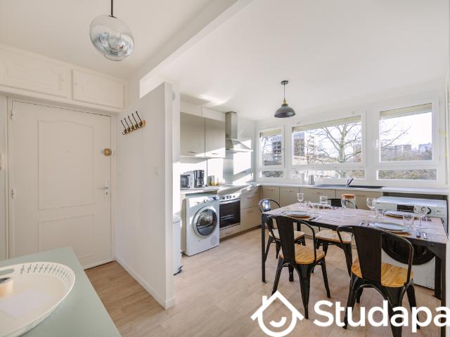 Chambre dans une colocation de 11m2