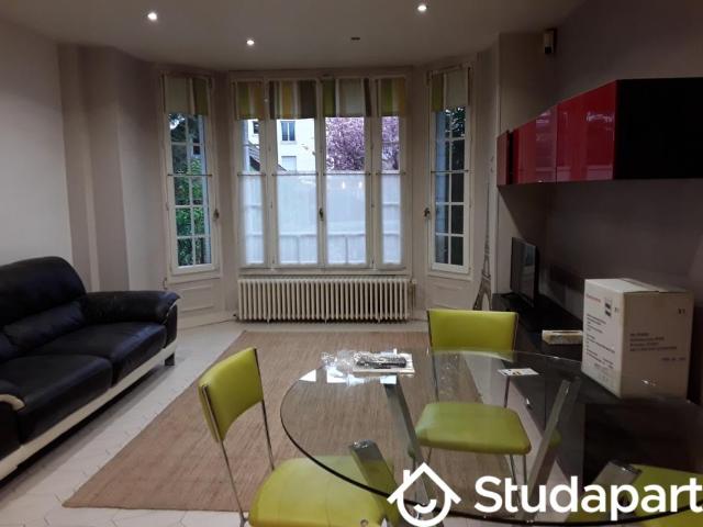 Chambre dans une colocation de 11m2