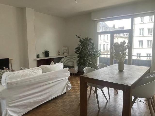 Chambre dans une colocation de 11m2
