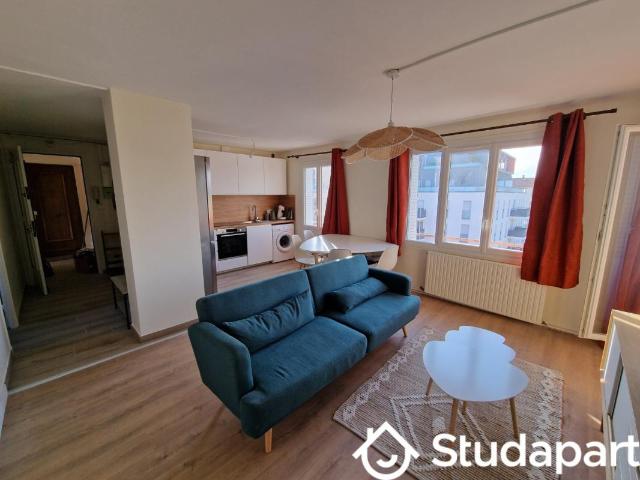 Chambre dans une colocation de 11m2