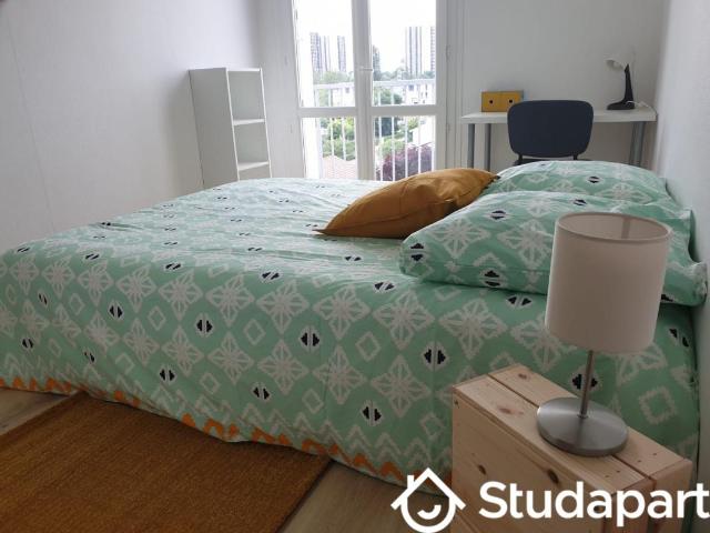 Chambre dans une colocation de 11m2
