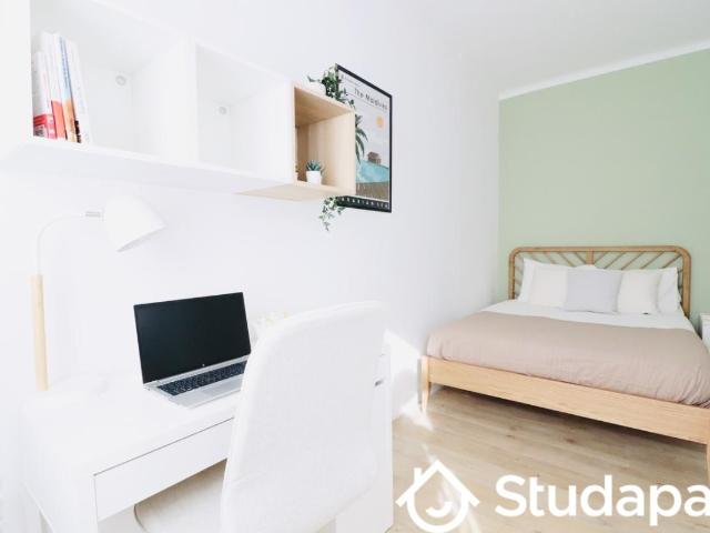 Chambre dans une colocation de 11m2