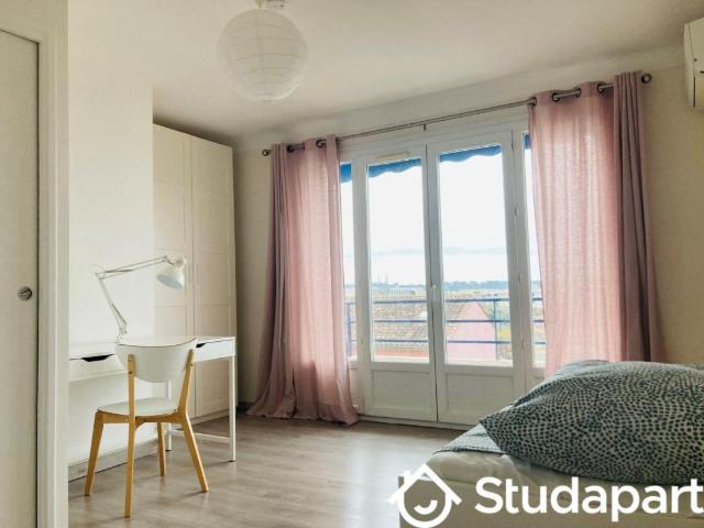 Chambre dans une colocation de 11m2