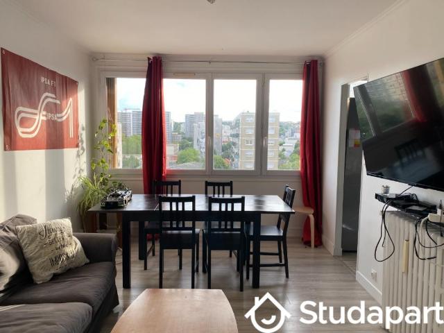 Chambre dans une colocation de 11m2