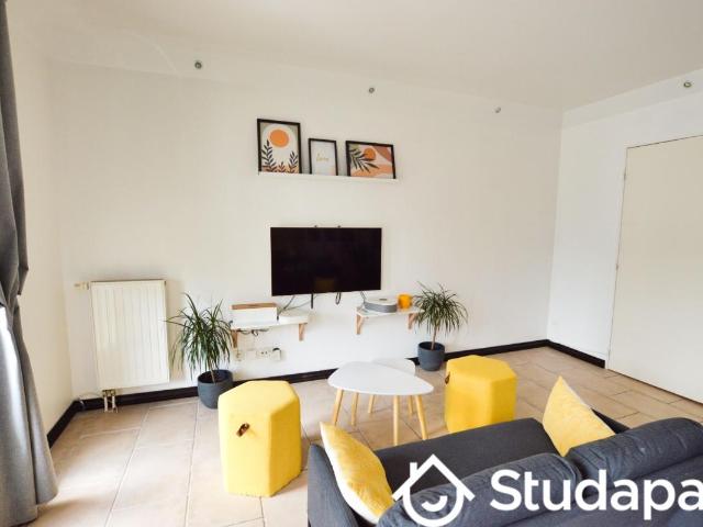 Chambre dans une colocation de 11m2