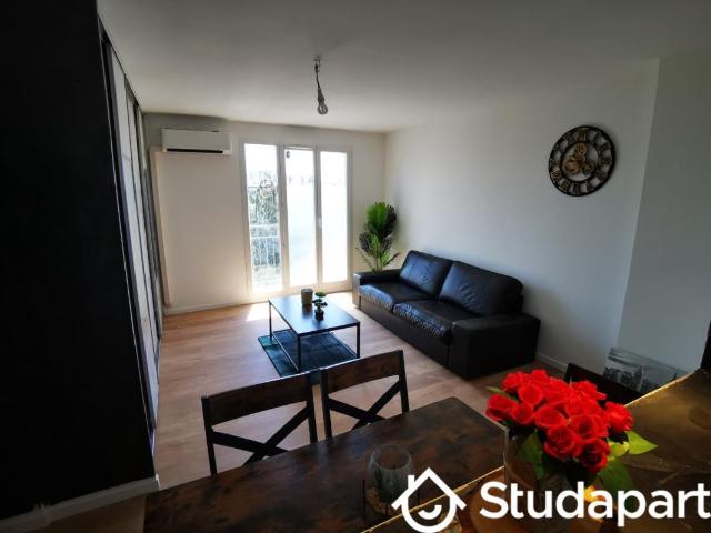 Chambre dans une colocation de 11m2