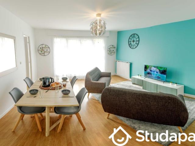 Chambre dans une colocation de 11m2