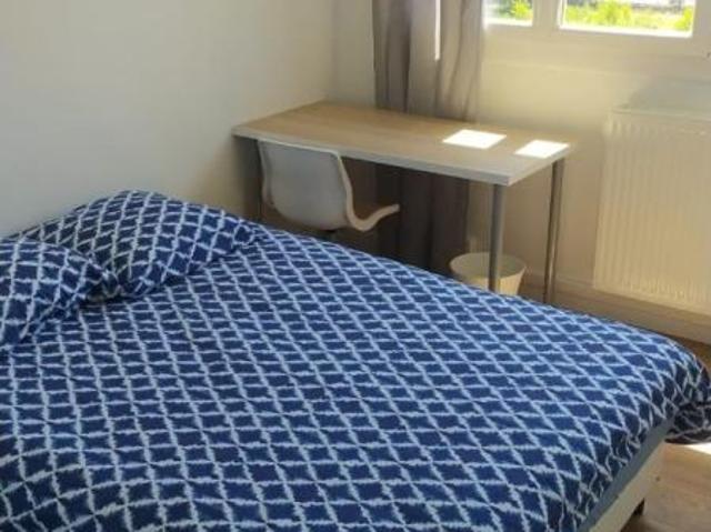 Chambre dans une colocation de 11m2