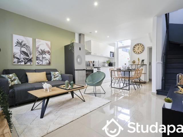 Chambre dans une colocation de 11m2