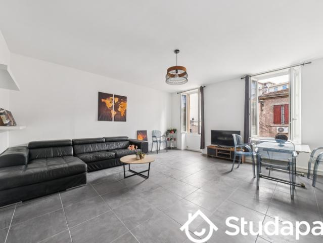 Chambre dans une colocation de 11m2