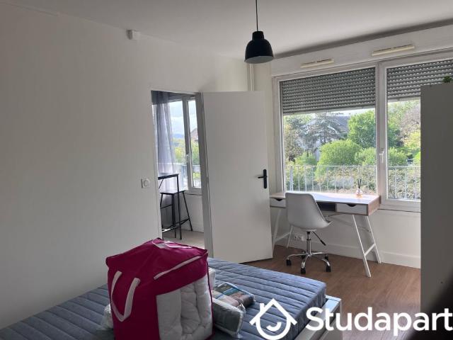 Chambre dans une colocation de 11m2