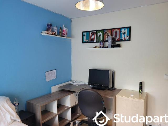 Chambre dans une colocation de 11m2