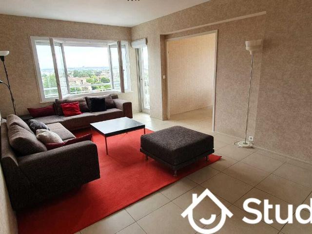 Chambre dans une colocation de 11m2