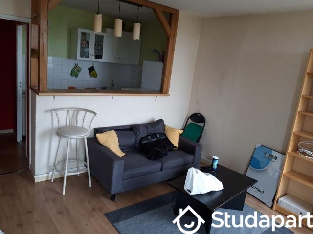 Chambre dans une colocation de 11m2
