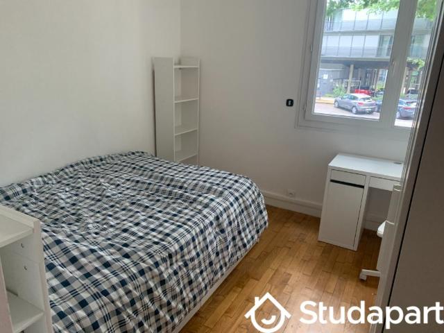 Chambre dans une colocation de 11m2