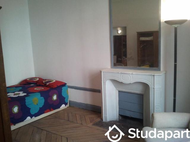Chambre dans une colocation de 11m2