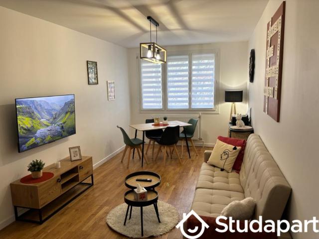 Chambre dans une colocation de 11m2