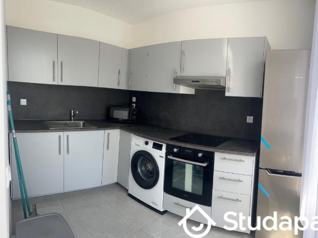 Chambre dans une colocation de 11m2
