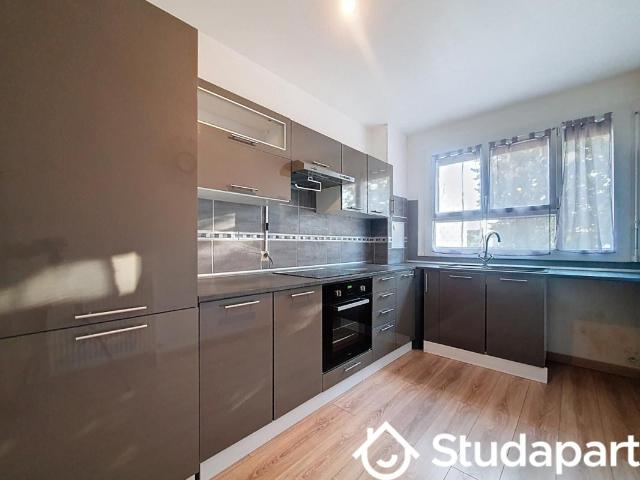 Chambre dans une colocation de 11m2