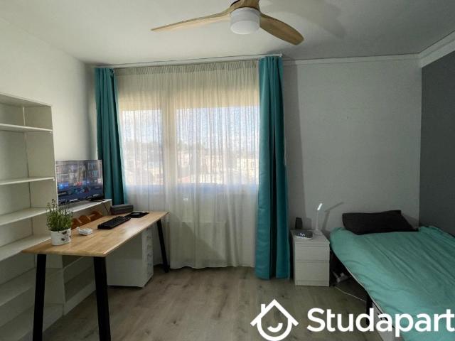 Chambre dans une colocation de 11m2