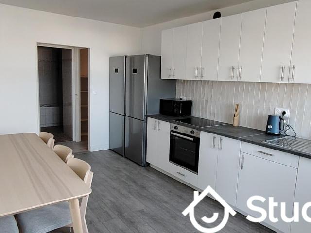 Chambre dans une colocation de 11m2
