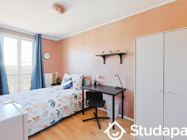 Chambre dans une colocation de 11m2