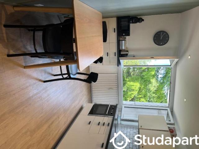 Chambre dans une colocation de 11m2
