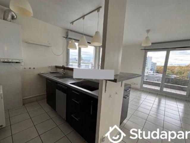 Chambre dans une colocation de 11m2