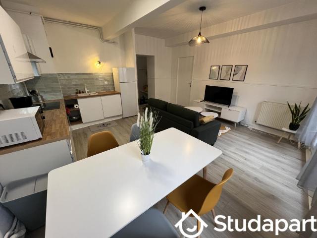 Chambre dans une colocation de 11m2