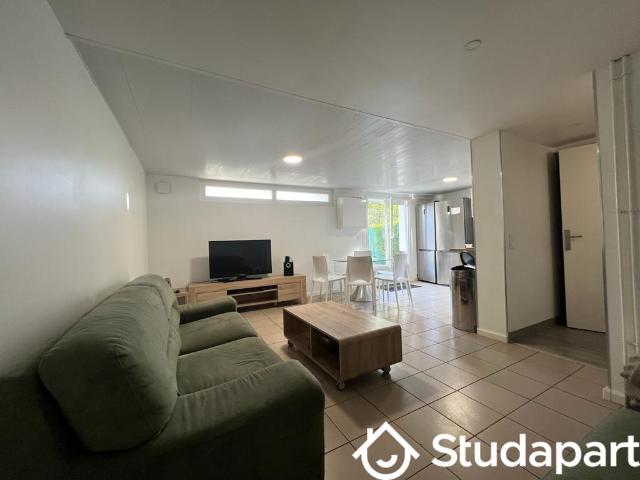 Chambre dans une colocation de 11m2