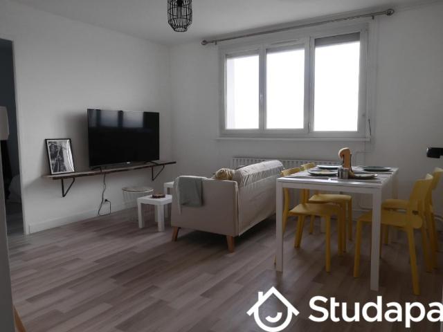 Chambre dans une colocation de 11m2