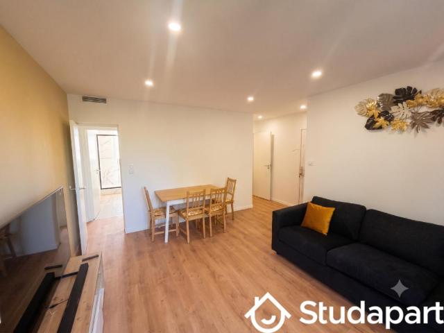Chambre dans une colocation de 11m2
