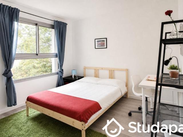 Chambre dans une colocation de 11m2