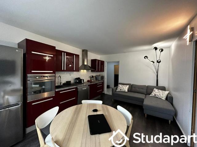 Chambre dans une colocation de 11m2