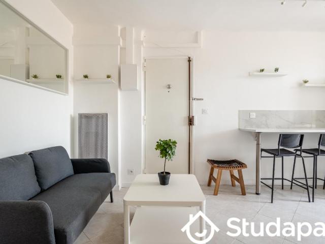 Chambre dans une colocation de 11m2