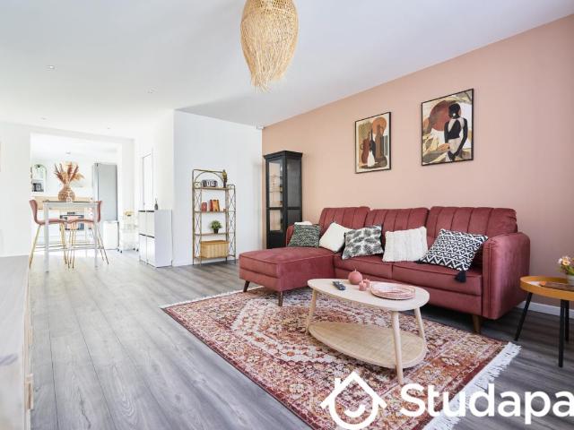 Chambre dans une colocation de 11m2