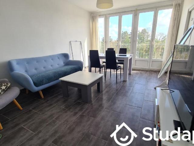 Chambre dans une colocation de 11m2