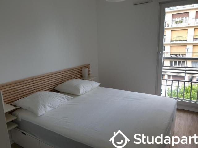 Chambre dans une colocation de 11m2