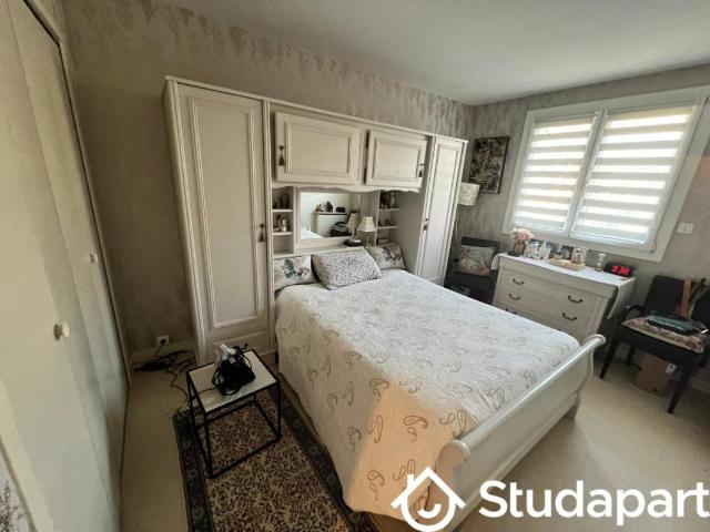 Chambre dans une colocation de 11m2