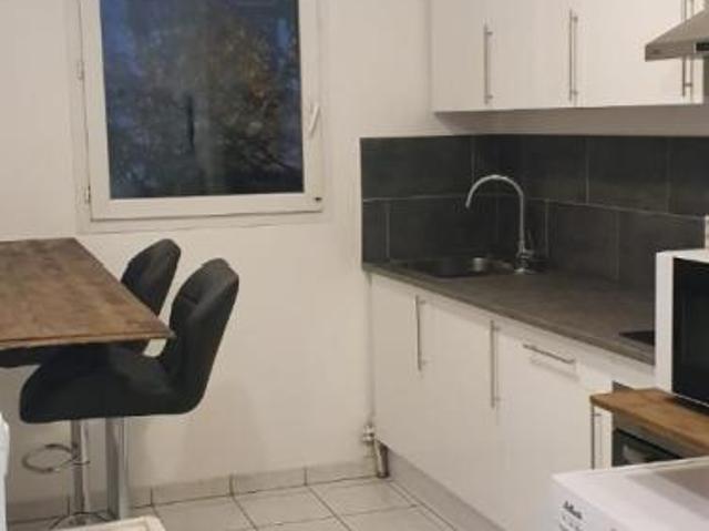 Chambre dans une colocation de 11m2