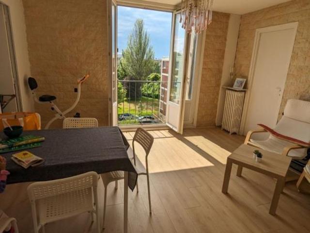 Chambre dans une colocation de 11m2