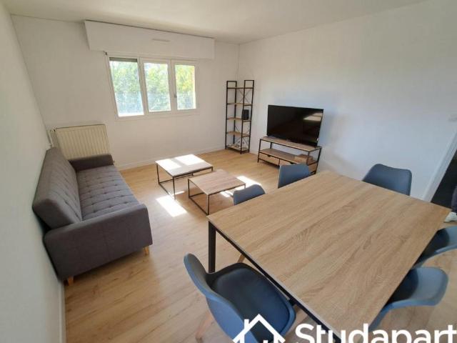Chambre dans une colocation de 11m2