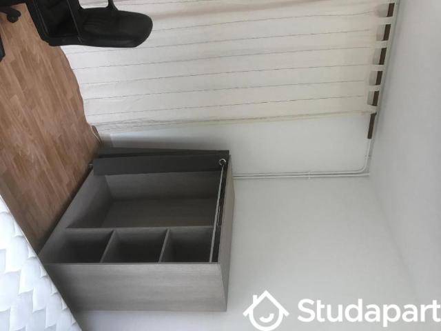Chambre dans une colocation de 11m2
