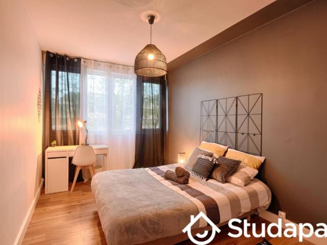 Chambre dans une colocation de 11m2