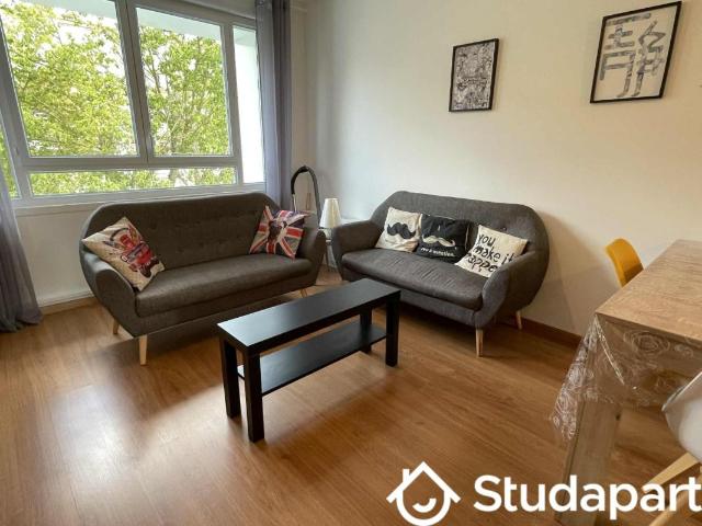 Chambre dans une colocation de 11m2